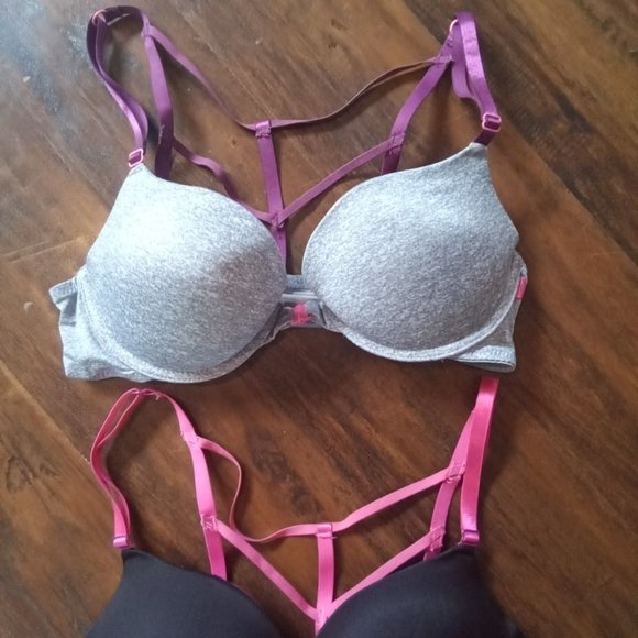 XOXO 34C Grey and Black Bras With Intricate Back Design - Picture 3 of 8